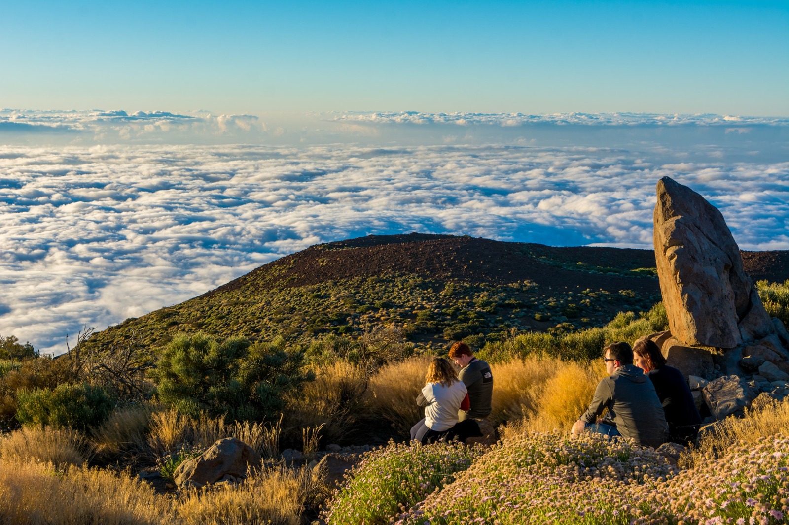 TEIDE BY NIGHT MAR DE NUBES